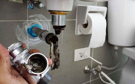 Avoid Common DIY Drain Cleaning Mistakes